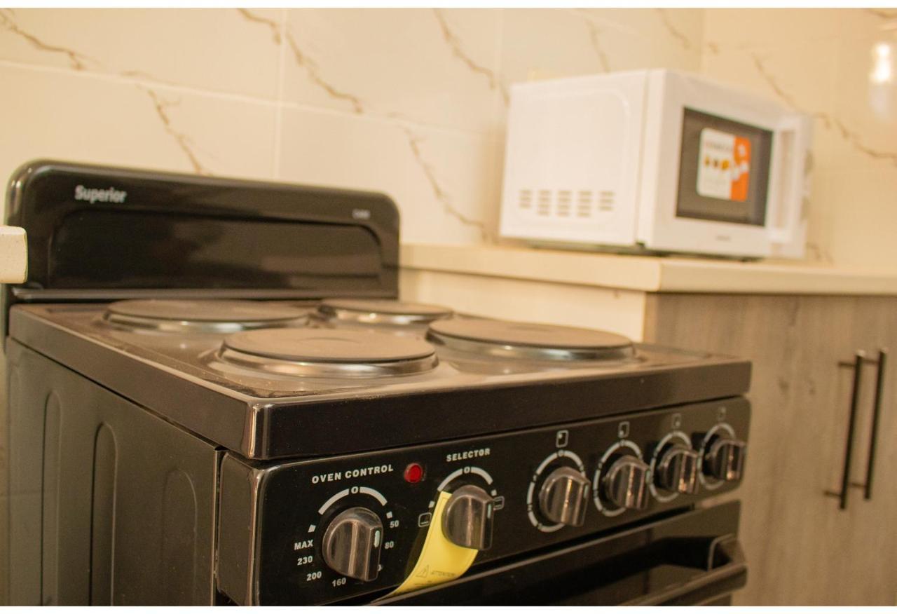 R Executive Apartments Harare Kültér fotó