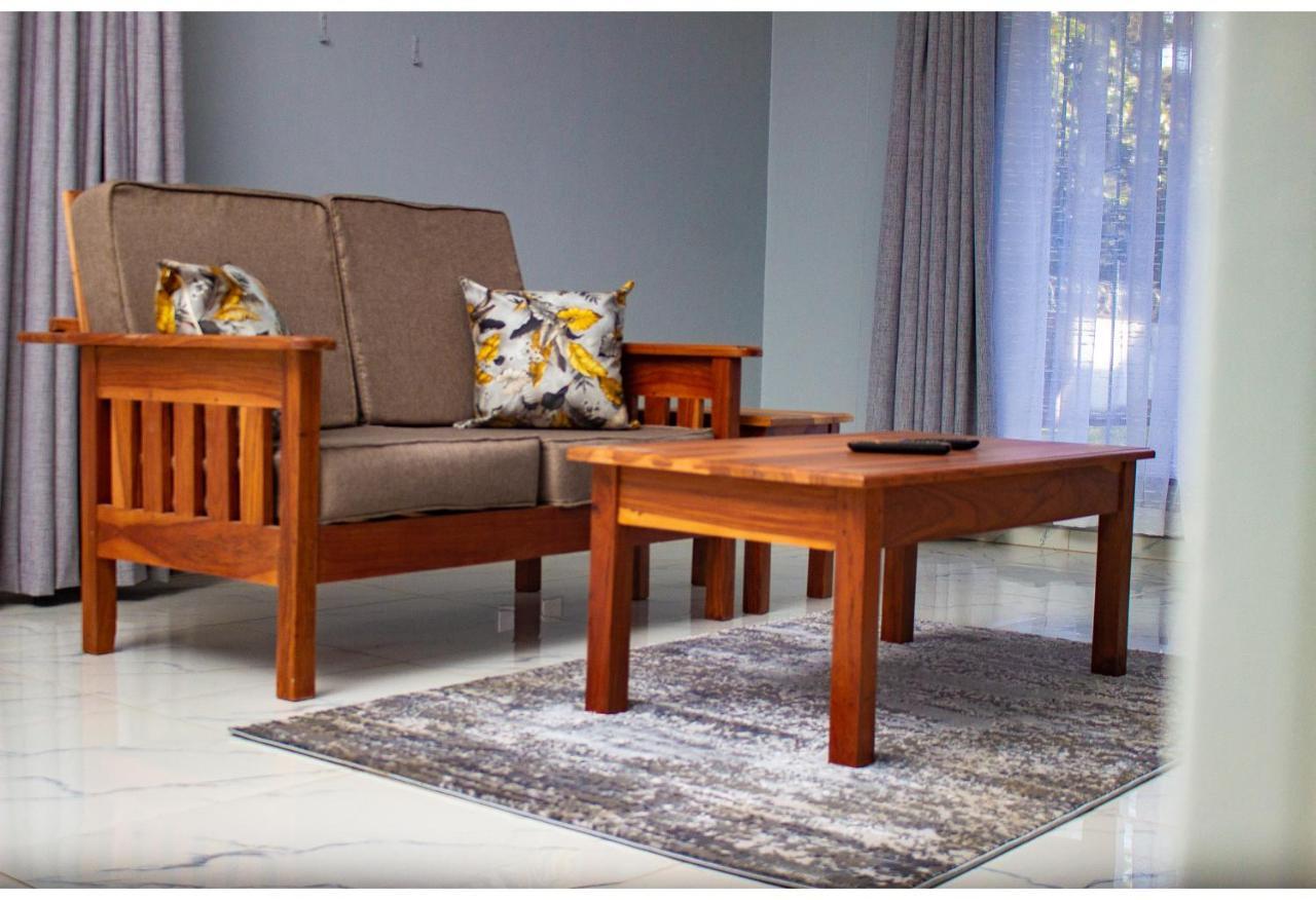 R Executive Apartments Harare Kültér fotó