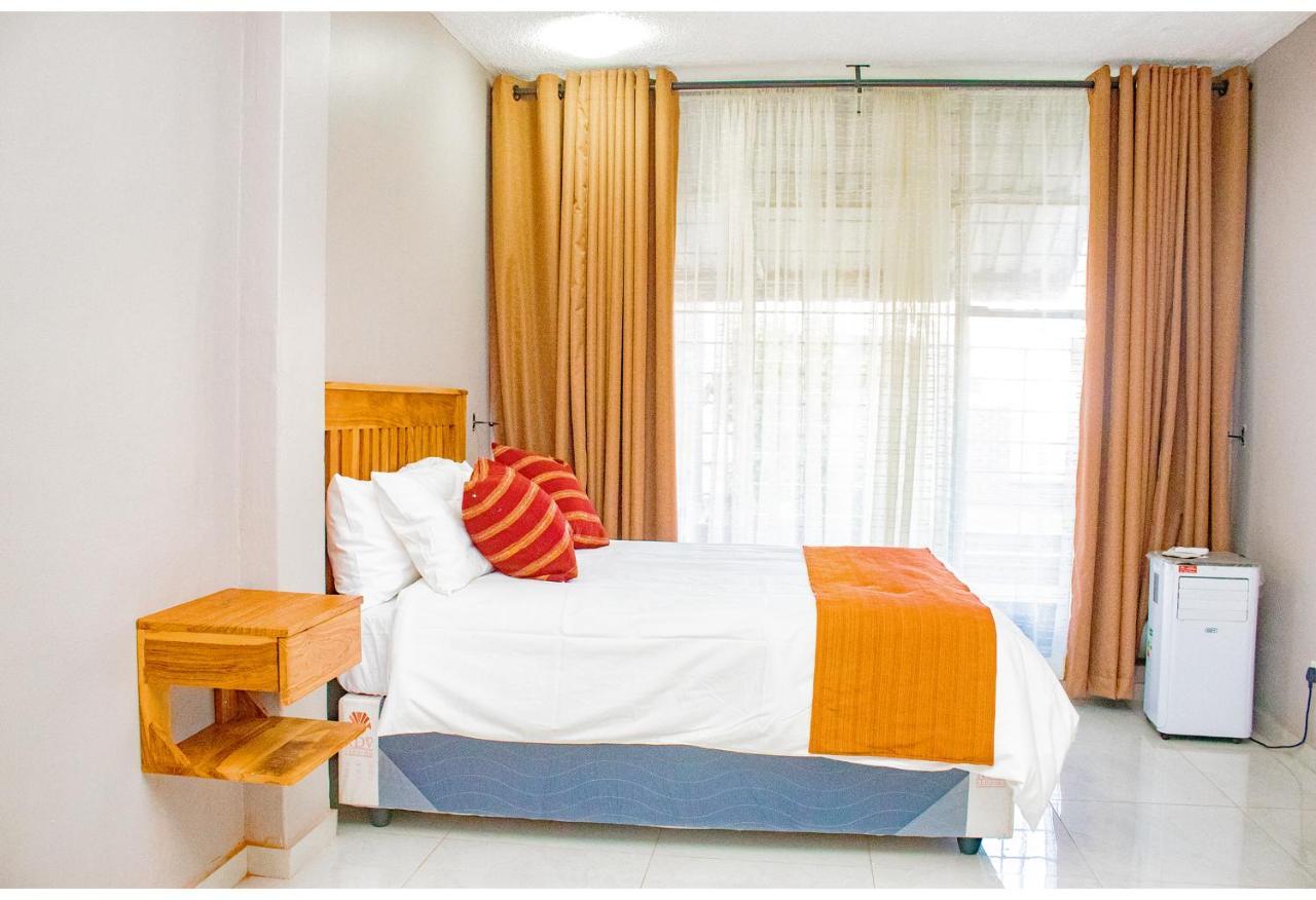 R Executive Apartments Harare Kültér fotó